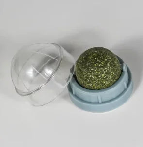 Spinning Catnip Mint Ball for Cats, Interactive Dental Care Chew Toy with Natural Catnip, Hairball Control Kitten Cat Toys